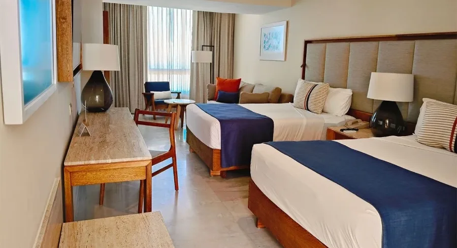 Park Royal Beach Mazatlán